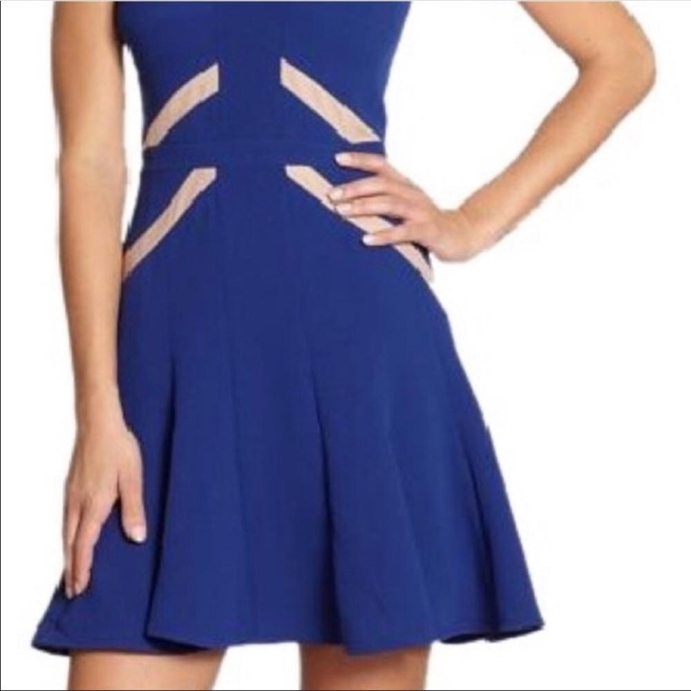 BCBGMAXAZRIA - Picture 3 of 5